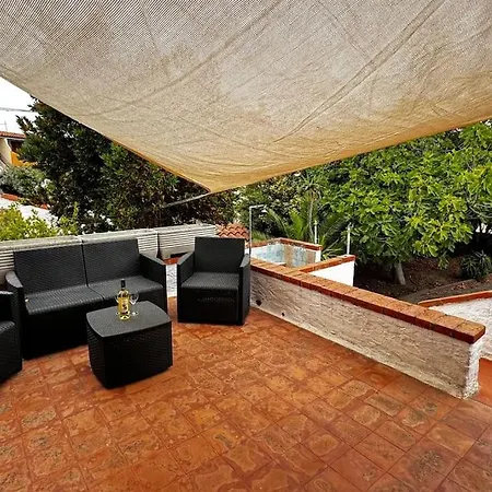 Villa In San Giovanni *